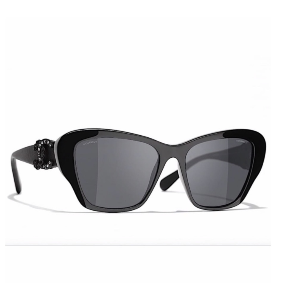 CHANEL CH5457QB Sunglasses black with tag
